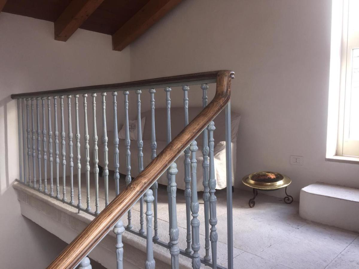 Palazzo Romanelli B&B Trani Extérieur photo